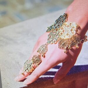 Sassy Jones Vashti Elegant Gold Hand Chain Bracelet